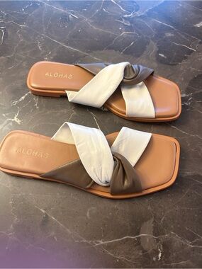 ALOHAS Nomad Sandals Camel Cream Size 6-1/2 EU 37